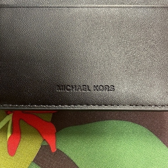 Brand New Michael Kors Grey Multi Jet Set Slim Billfold Wallet - Picture 10 of 13